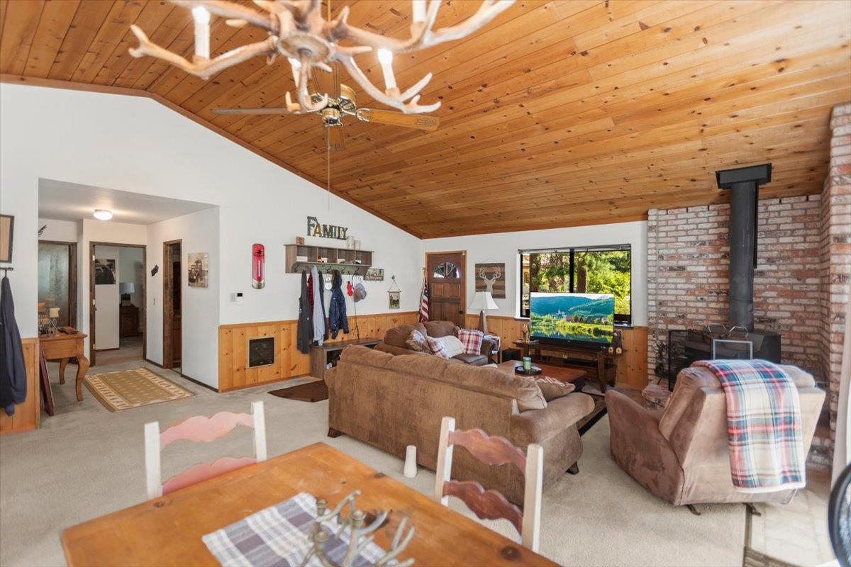 Detail Gallery Image 5 of 17 For 2518 Elizabeth Dr, Arnold,  CA 95223 - 3 Beds | 2 Baths