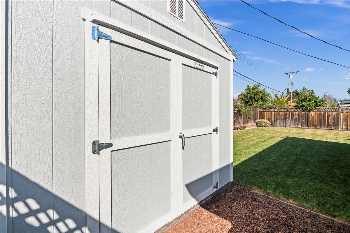 Detail Gallery Image 26 of 28 For 5159 Elester Dr, San Jose,  CA 95124 - 3 Beds | 2 Baths
