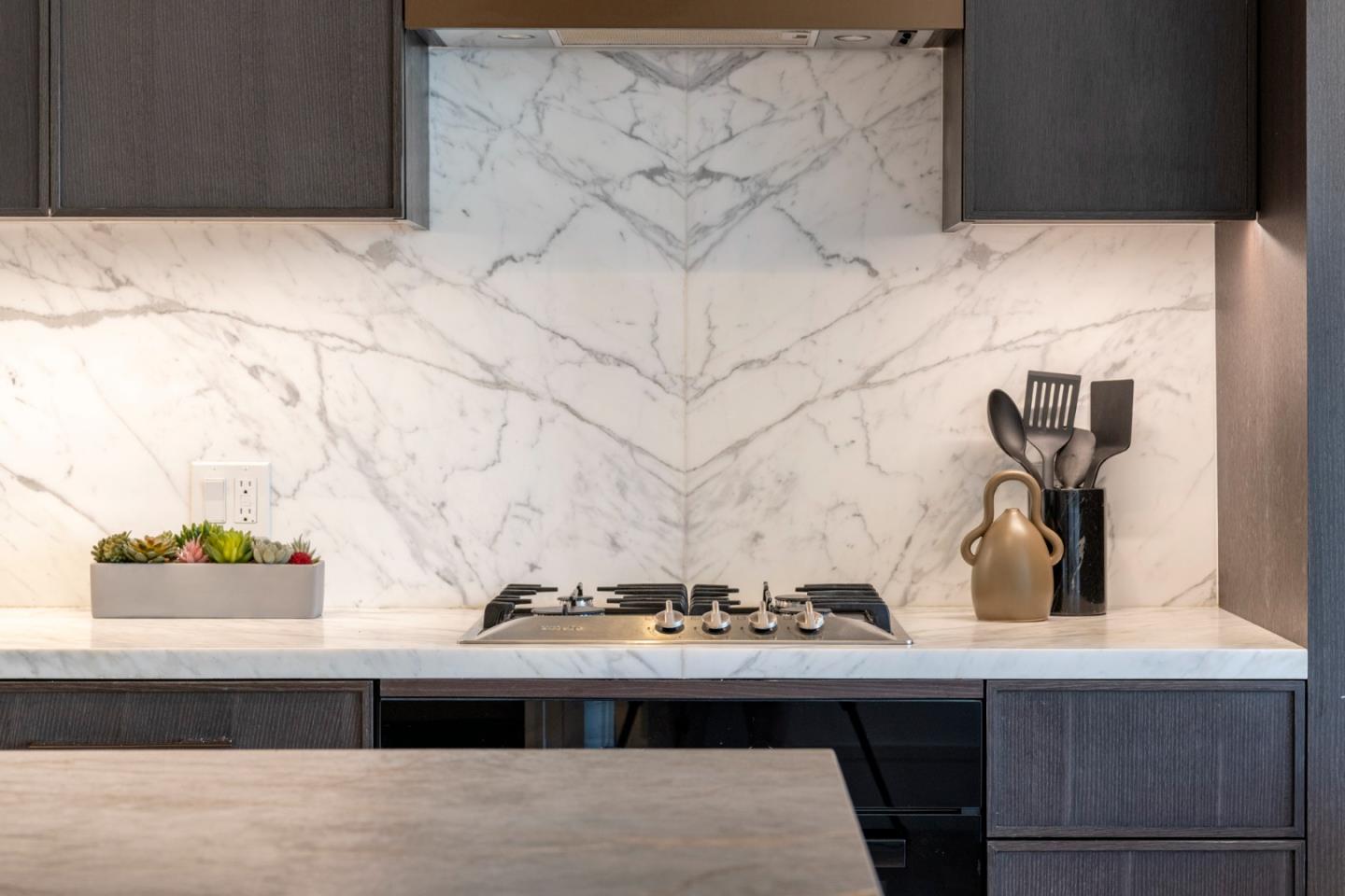 Detail Gallery Image 10 of 36 For Union St,  San Francisco,  CA 94123 - 1 Beds | 1 Baths