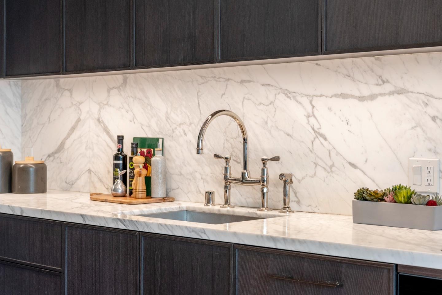 Detail Gallery Image 12 of 36 For Union St,  San Francisco,  CA 94123 - 1 Beds | 1 Baths