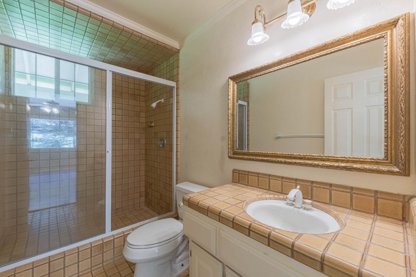 Detail Gallery Image 17 of 36 For 17967 Berta Canyon Rd, Salinas,  CA 93907 - 4 Beds | 3 Baths