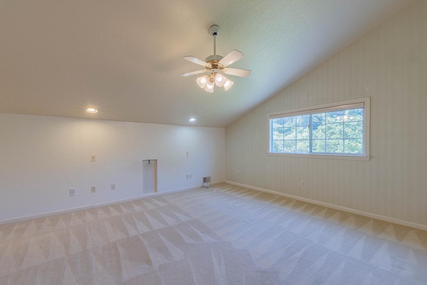 Detail Gallery Image 23 of 36 For 17967 Berta Canyon Rd, Salinas,  CA 93907 - 4 Beds | 3 Baths