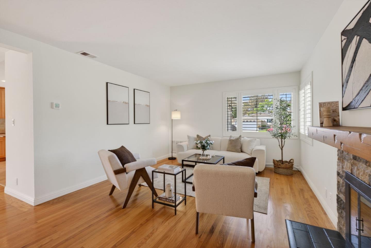 Detail Gallery Image 4 of 27 For 2155 Monterey Ave, Santa Clara,  CA 95051 - 3 Beds | 2 Baths