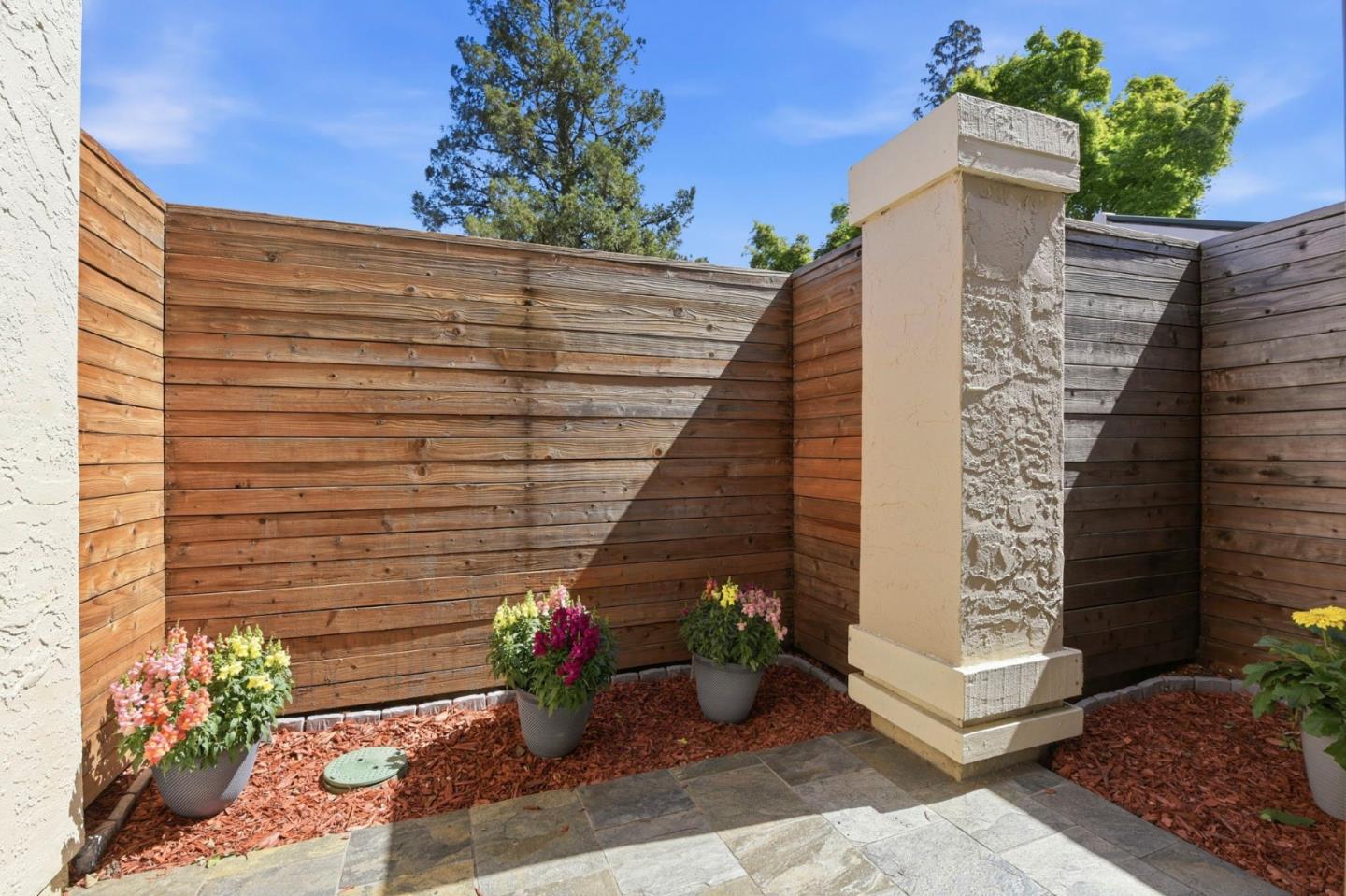 Detail Gallery Image 17 of 38 For 2372 Apsis Ct, San Jose,  CA 95124 - 3 Beds | 2 Baths