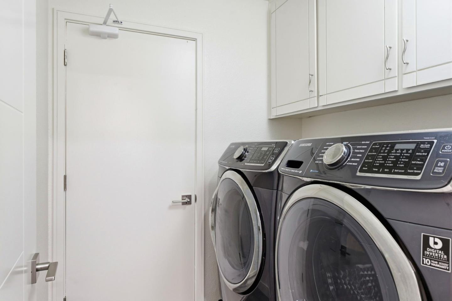 Detail Gallery Image 27 of 38 For 2372 Apsis Ct, San Jose,  CA 95124 - 3 Beds | 2 Baths