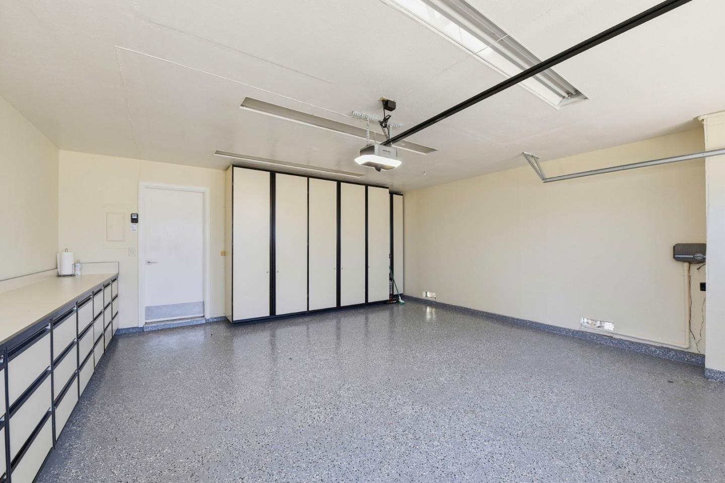 Detail Gallery Image 29 of 38 For 2372 Apsis Ct, San Jose,  CA 95124 - 3 Beds | 2 Baths