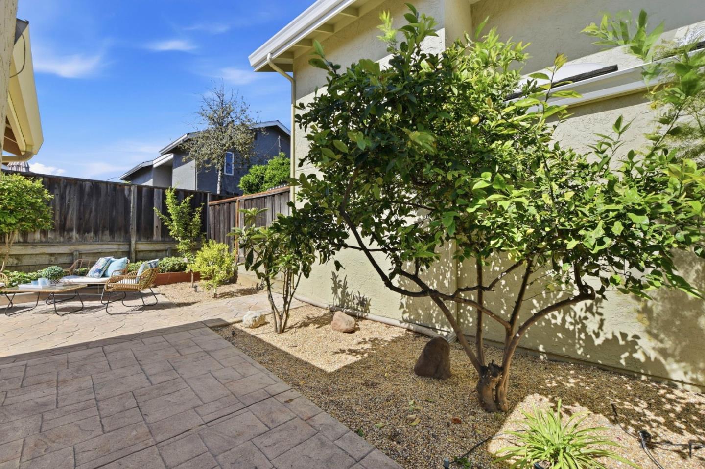 Detail Gallery Image 31 of 38 For 2372 Apsis Ct, San Jose,  CA 95124 - 3 Beds | 2 Baths