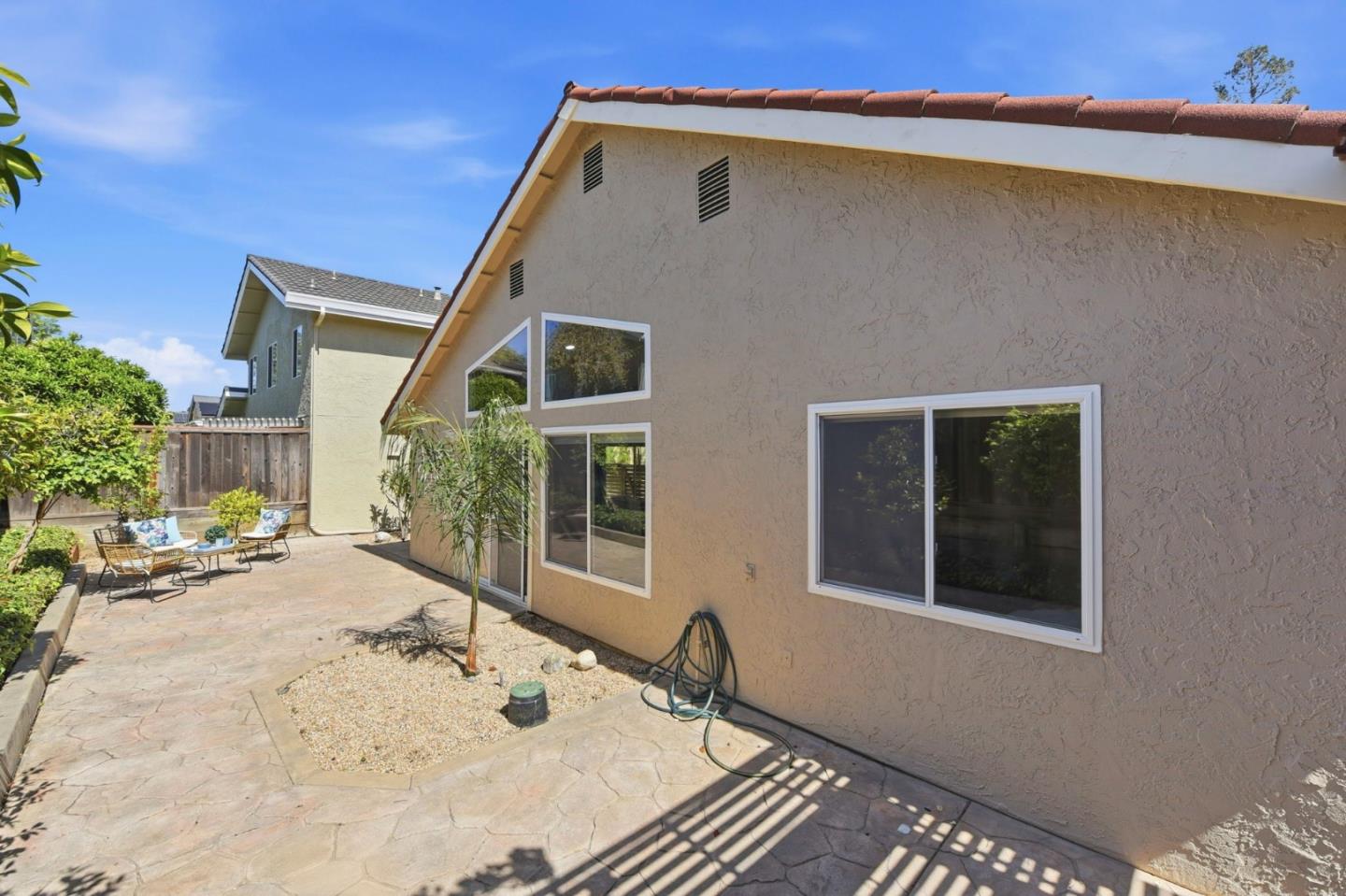 Detail Gallery Image 33 of 38 For 2372 Apsis Ct, San Jose,  CA 95124 - 3 Beds | 2 Baths