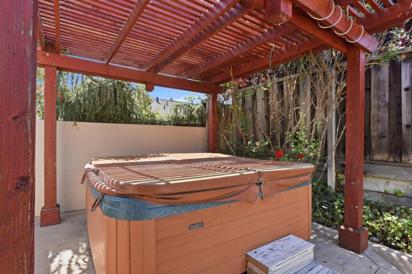 Detail Gallery Image 34 of 38 For 2372 Apsis Ct, San Jose,  CA 95124 - 3 Beds | 2 Baths