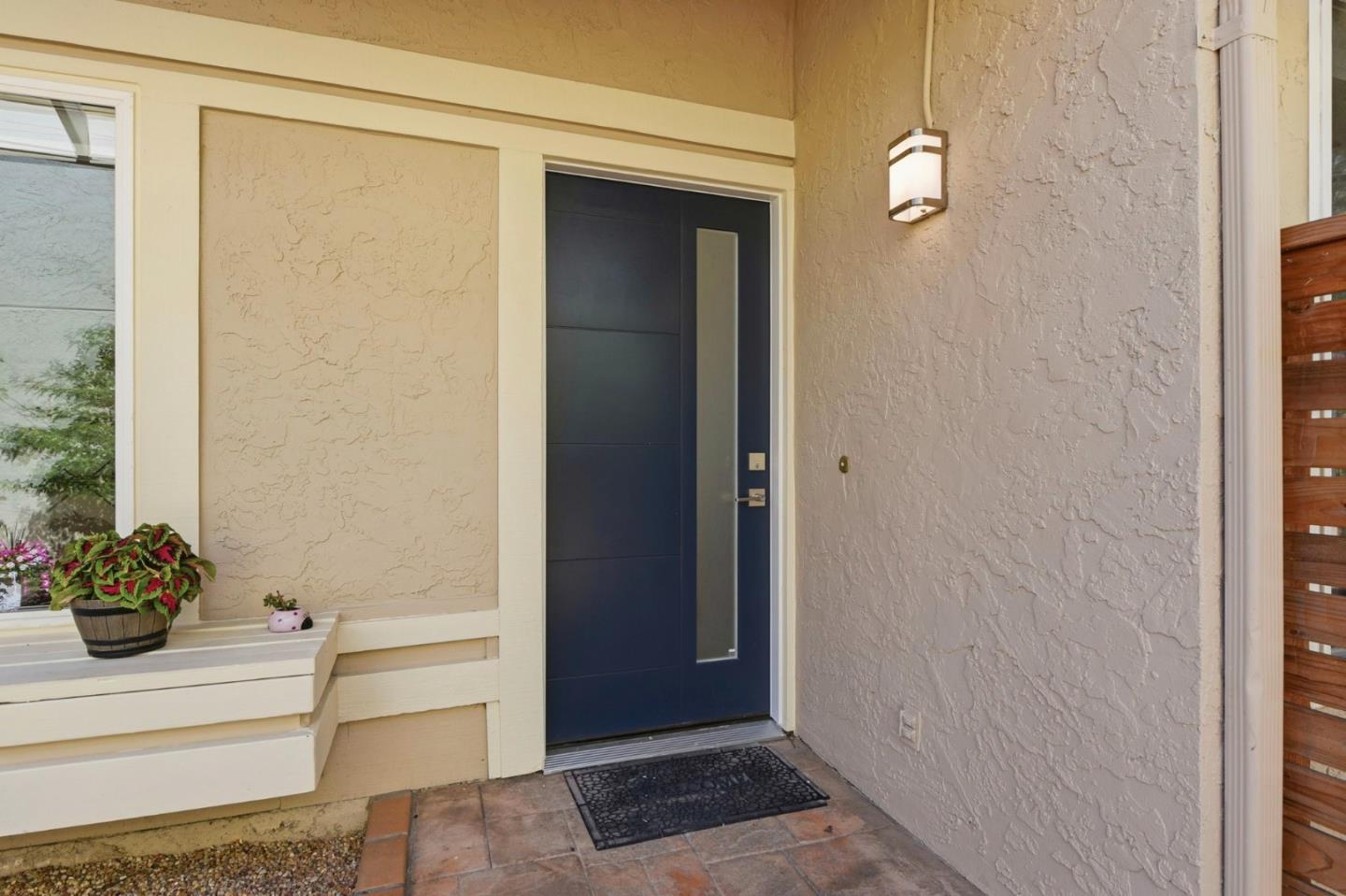 Detail Gallery Image 4 of 38 For 2372 Apsis Ct, San Jose,  CA 95124 - 3 Beds | 2 Baths