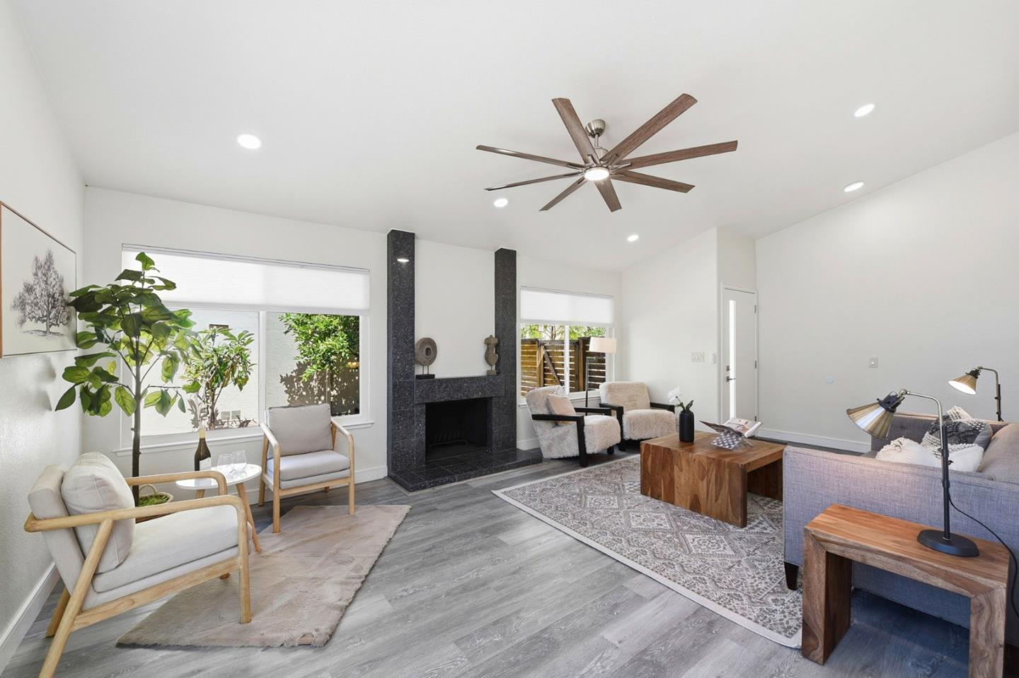 Detail Gallery Image 8 of 38 For 2372 Apsis Ct, San Jose,  CA 95124 - 3 Beds | 2 Baths