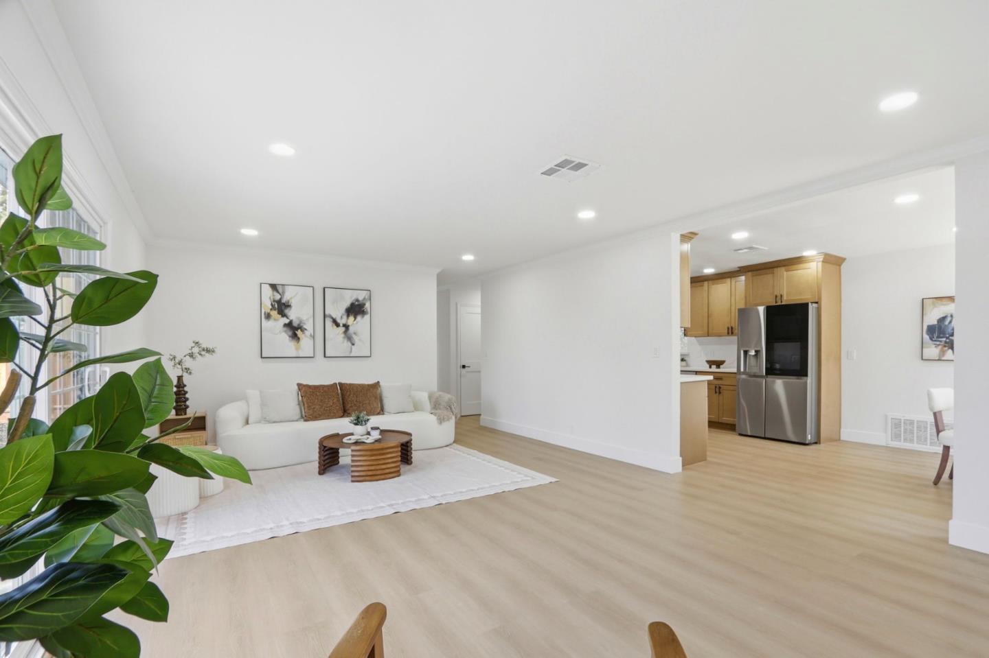 Detail Gallery Image 5 of 28 For 321 Mccovey Ln, San Jose,  CA 95127 - 3 Beds | 2 Baths