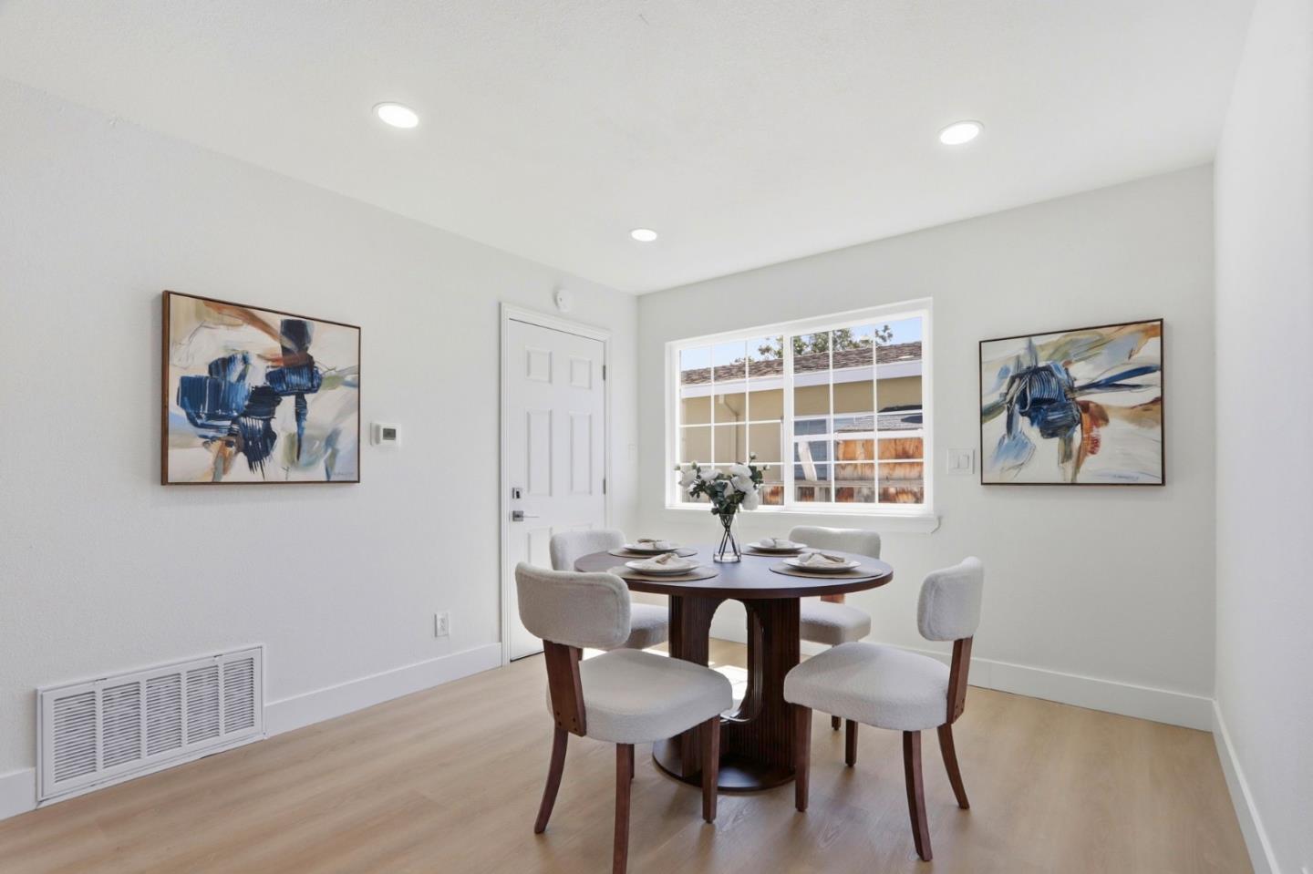 Detail Gallery Image 8 of 28 For 321 Mccovey Ln, San Jose,  CA 95127 - 3 Beds | 2 Baths