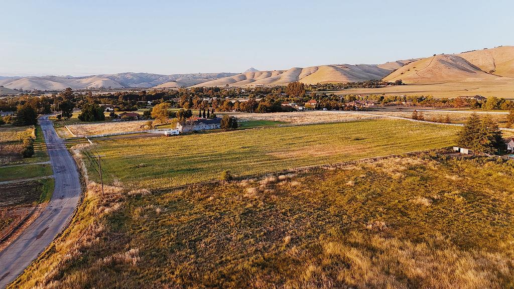 Detail Gallery Image 3 of 7 For 0 Dooling Rd, Hollister,  CA 95023 - – Beds | – Baths