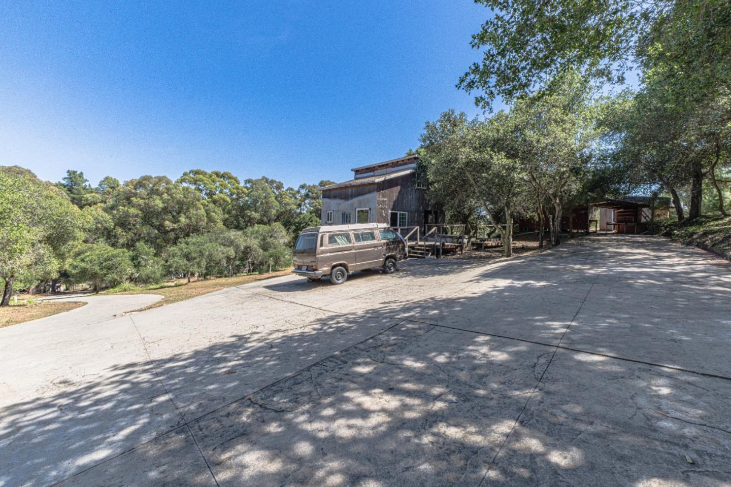 Detail Gallery Image 10 of 14 For 7010 Valle Pacifico Rd, Salinas,  CA 93907 - – Beds | – Baths