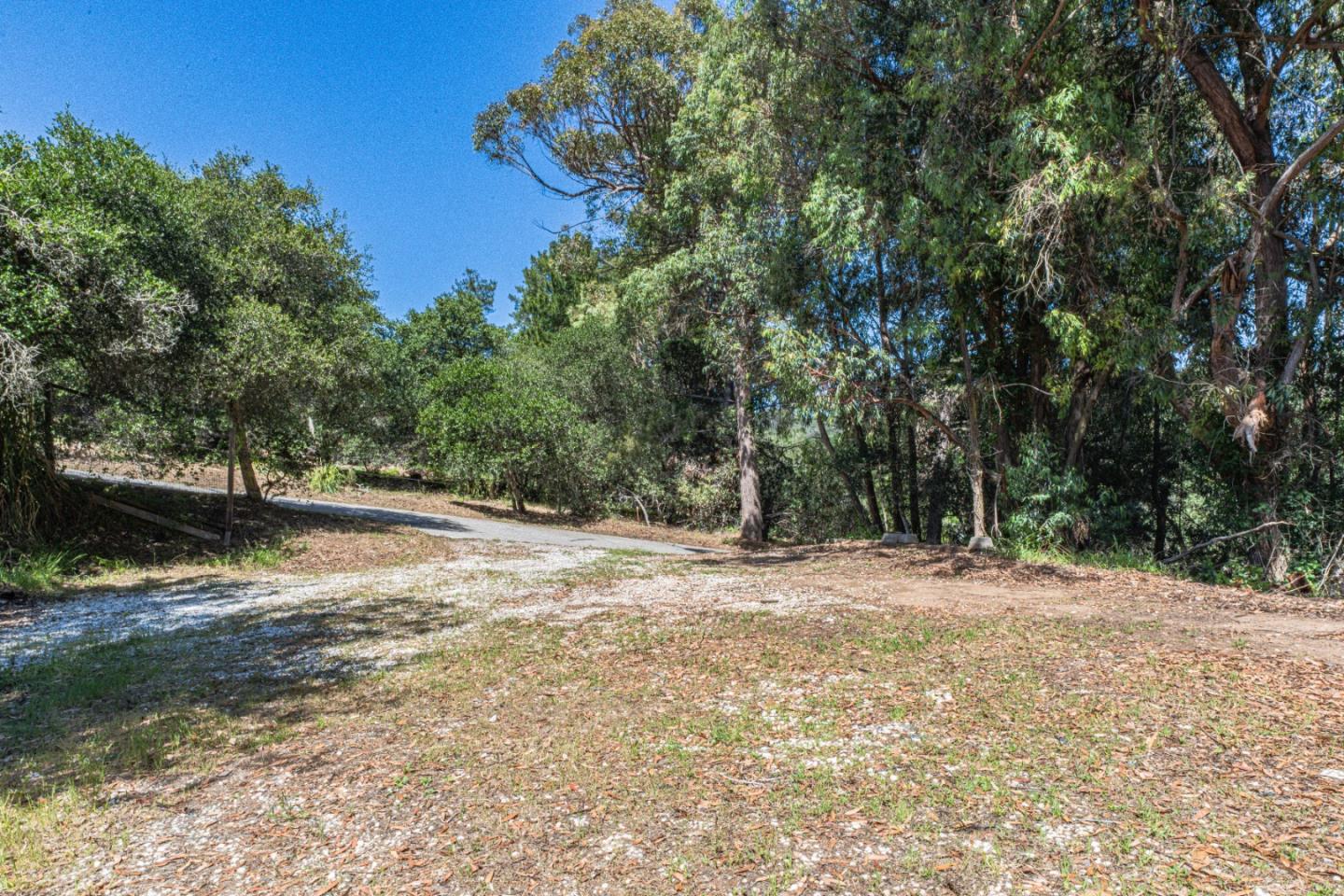 Detail Gallery Image 4 of 14 For 7010 Valle Pacifico Rd, Salinas,  CA 93907 - – Beds | – Baths