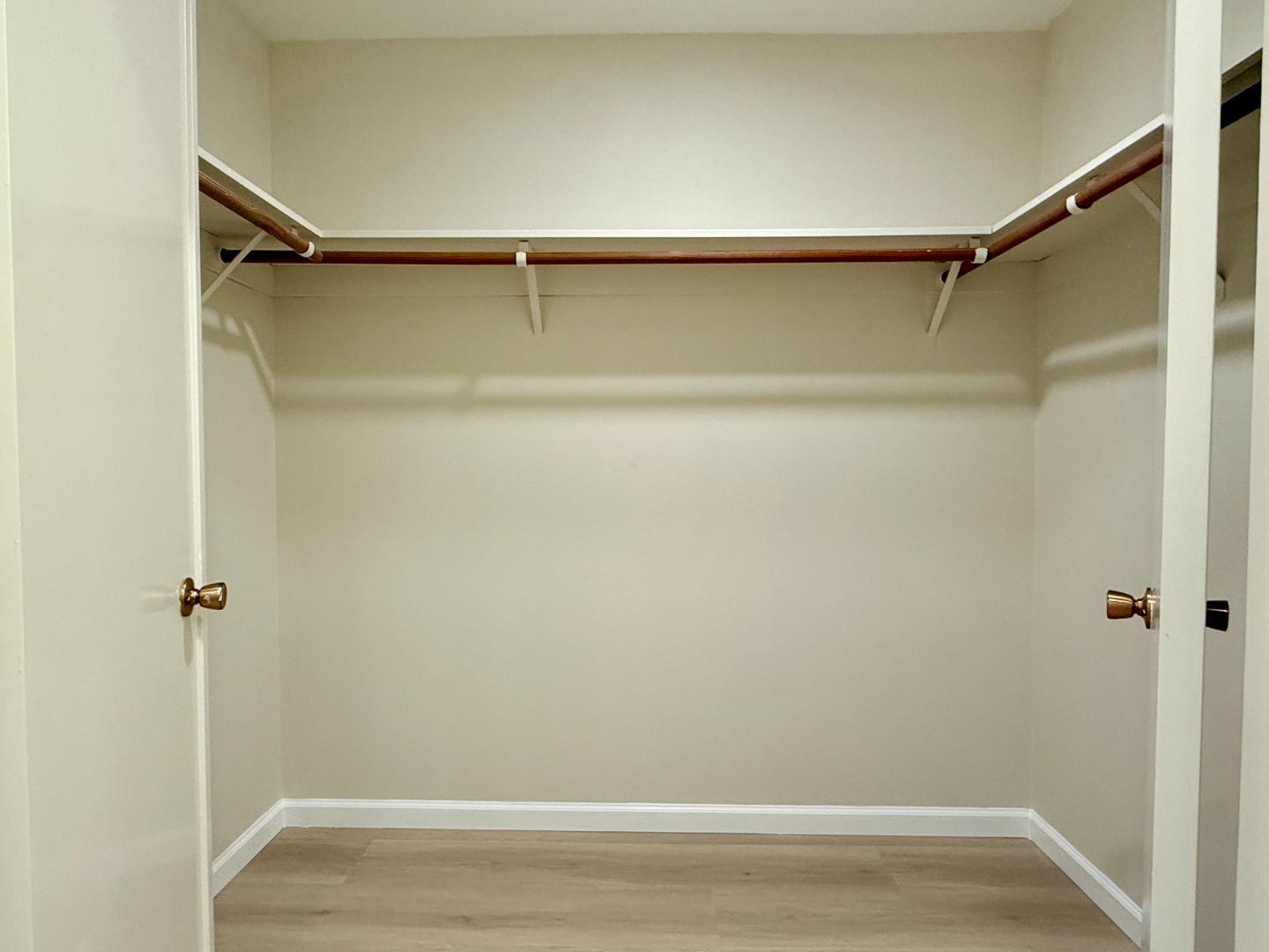 Detail Gallery Image 14 of 26 For 972 Diaz Ln, Foster City,  CA 94404 - 2 Beds | 2 Baths