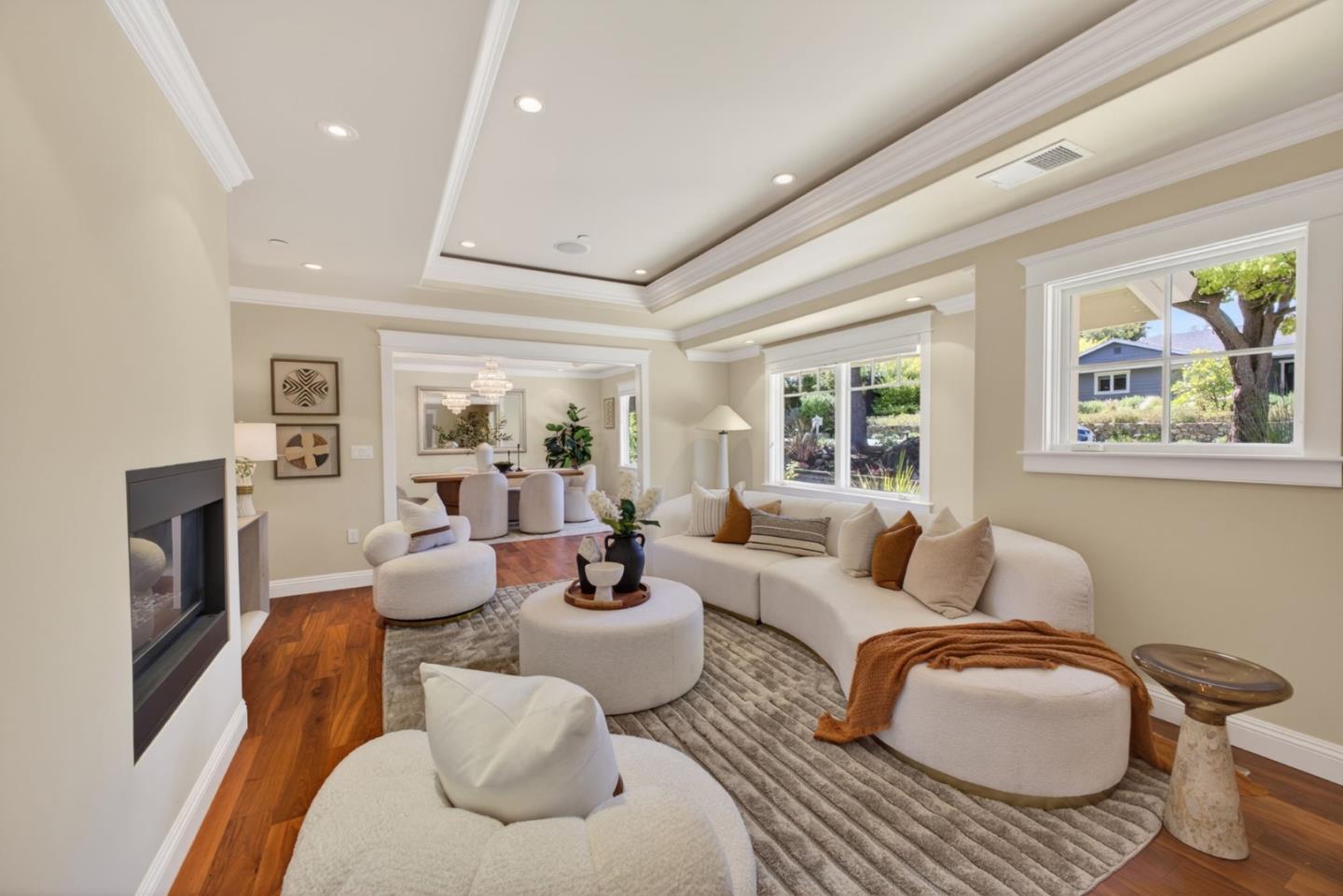 Detail Gallery Image 19 of 99 For 1510 Kingswood Dr, Hillsborough,  CA 94010 - 4 Beds | 4/1 Baths