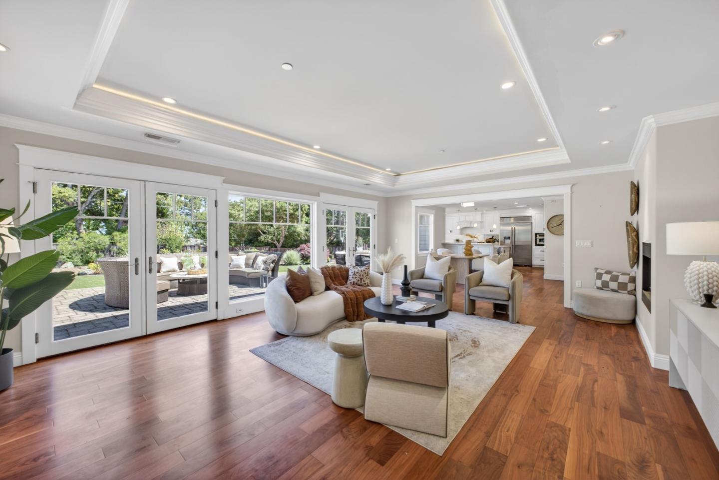 Detail Gallery Image 24 of 99 For 1510 Kingswood Dr, Hillsborough,  CA 94010 - 4 Beds | 4/1 Baths