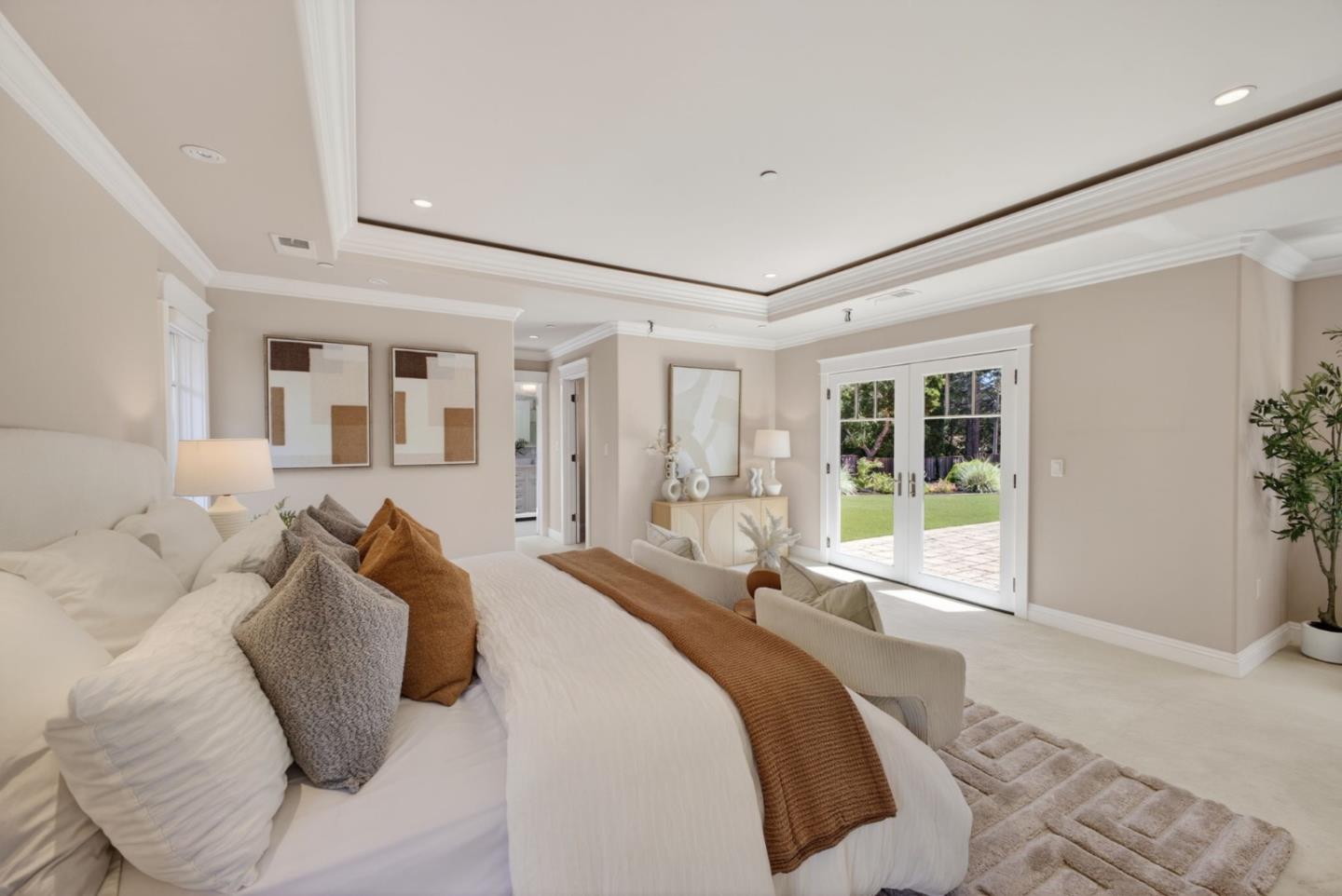 Detail Gallery Image 45 of 99 For 1510 Kingswood Dr, Hillsborough,  CA 94010 - 4 Beds | 4/1 Baths