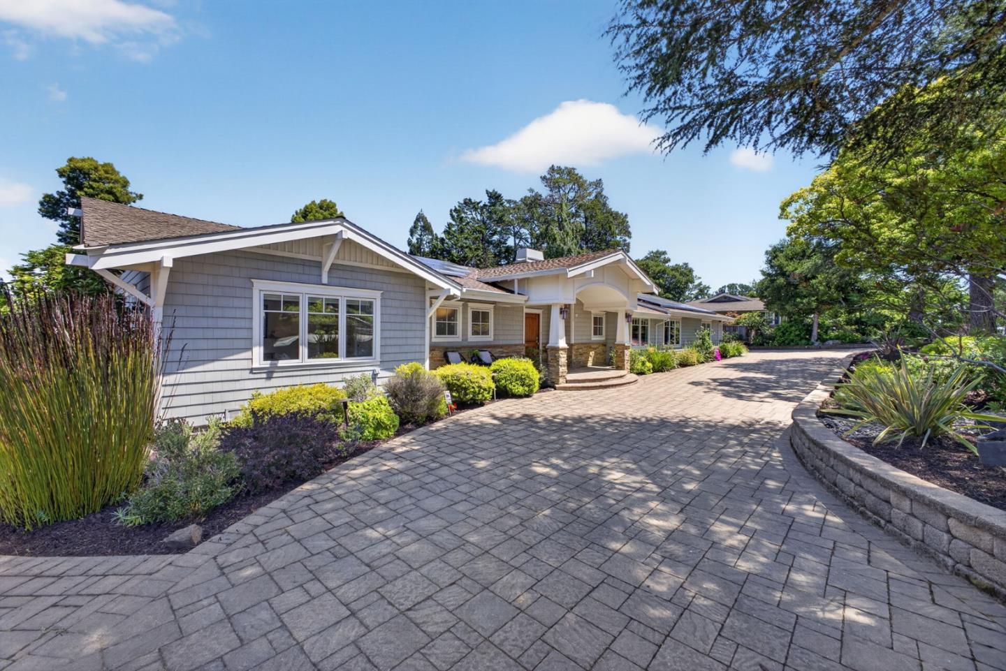 Detail Gallery Image 5 of 99 For 1510 Kingswood Dr, Hillsborough,  CA 94010 - 4 Beds | 4/1 Baths