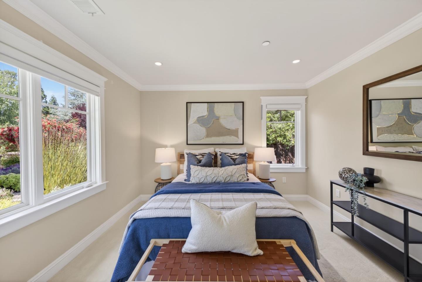 Detail Gallery Image 56 of 99 For 1510 Kingswood Dr, Hillsborough,  CA 94010 - 4 Beds | 4/1 Baths