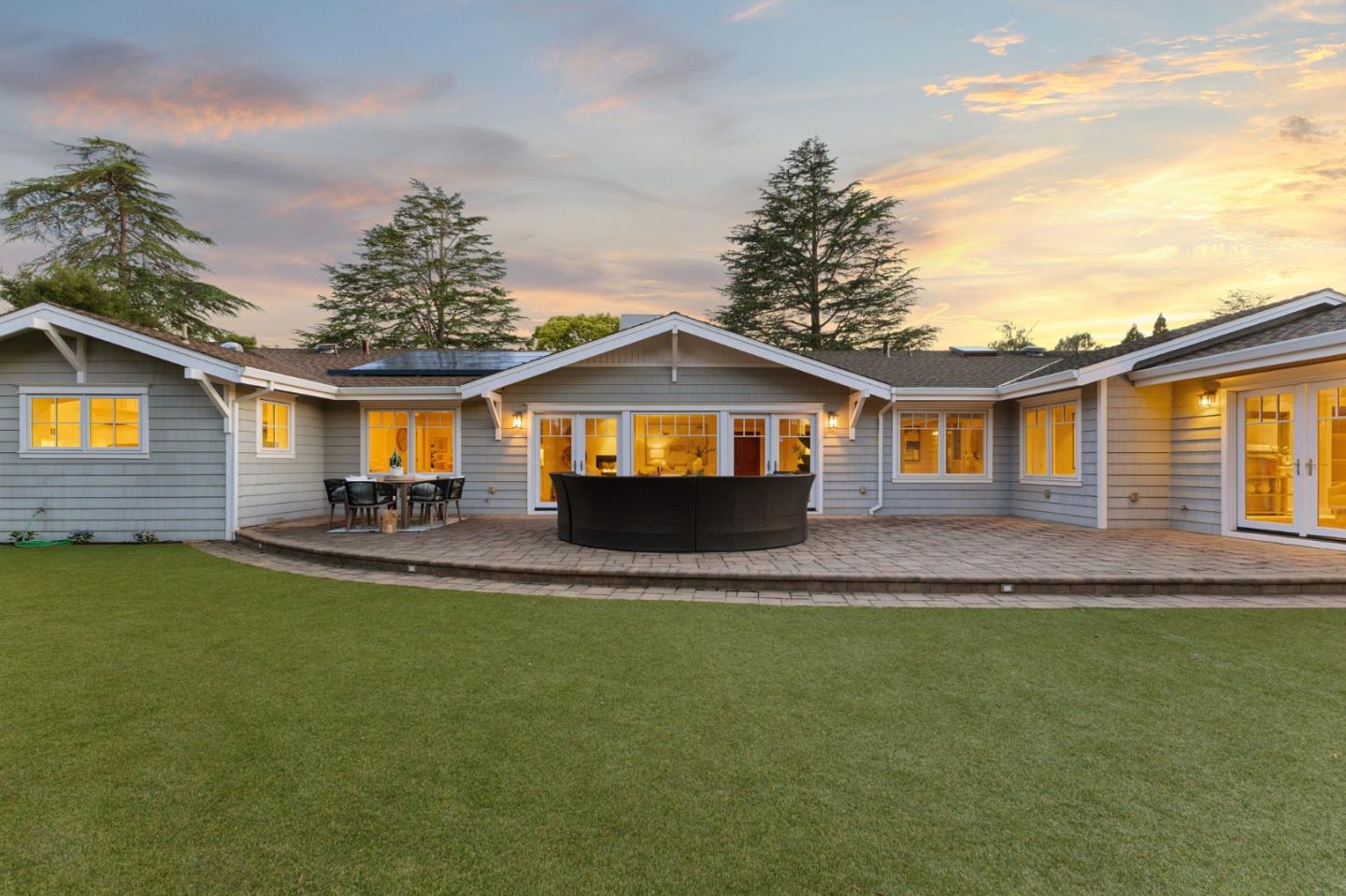 Detail Gallery Image 72 of 99 For 1510 Kingswood Dr, Hillsborough,  CA 94010 - 4 Beds | 4/1 Baths