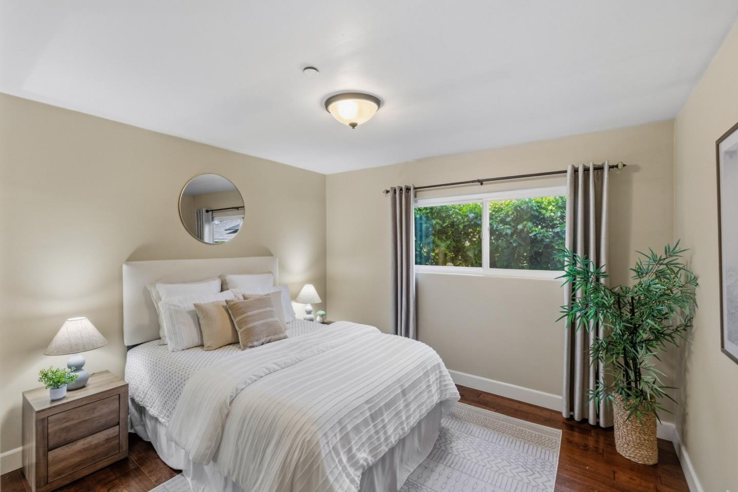 Detail Gallery Image 13 of 20 For 668 Alice St, Monterey,  CA 93940 - 4 Beds | 3 Baths