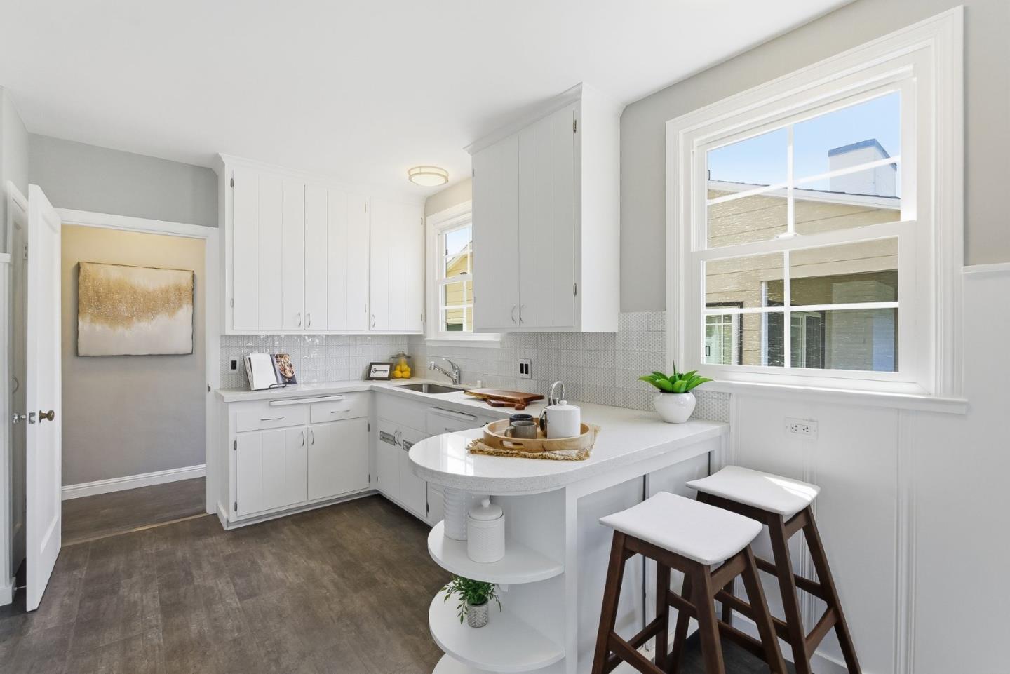 Detail Gallery Image 10 of 33 For 101 Edgeworth Ave, Daly City,  CA 94015 - 3 Beds | 2 Baths