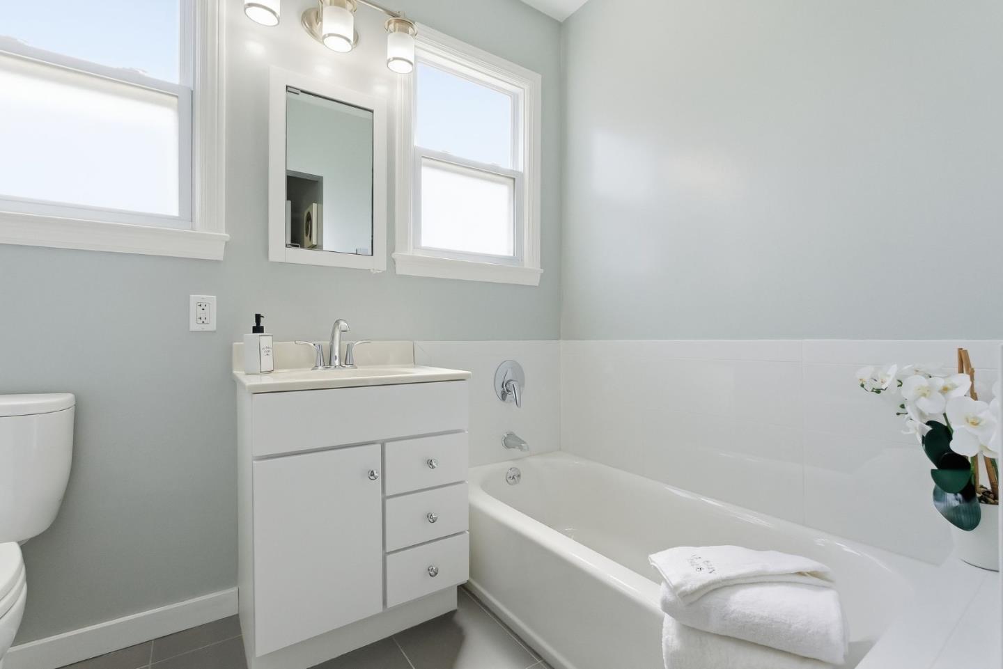 Detail Gallery Image 15 of 33 For 101 Edgeworth Ave, Daly City,  CA 94015 - 3 Beds | 2 Baths