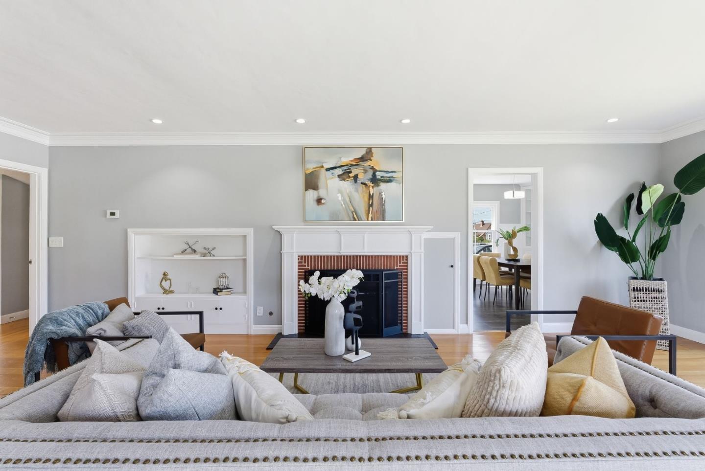 Detail Gallery Image 7 of 33 For 101 Edgeworth Ave, Daly City,  CA 94015 - 3 Beds | 2 Baths