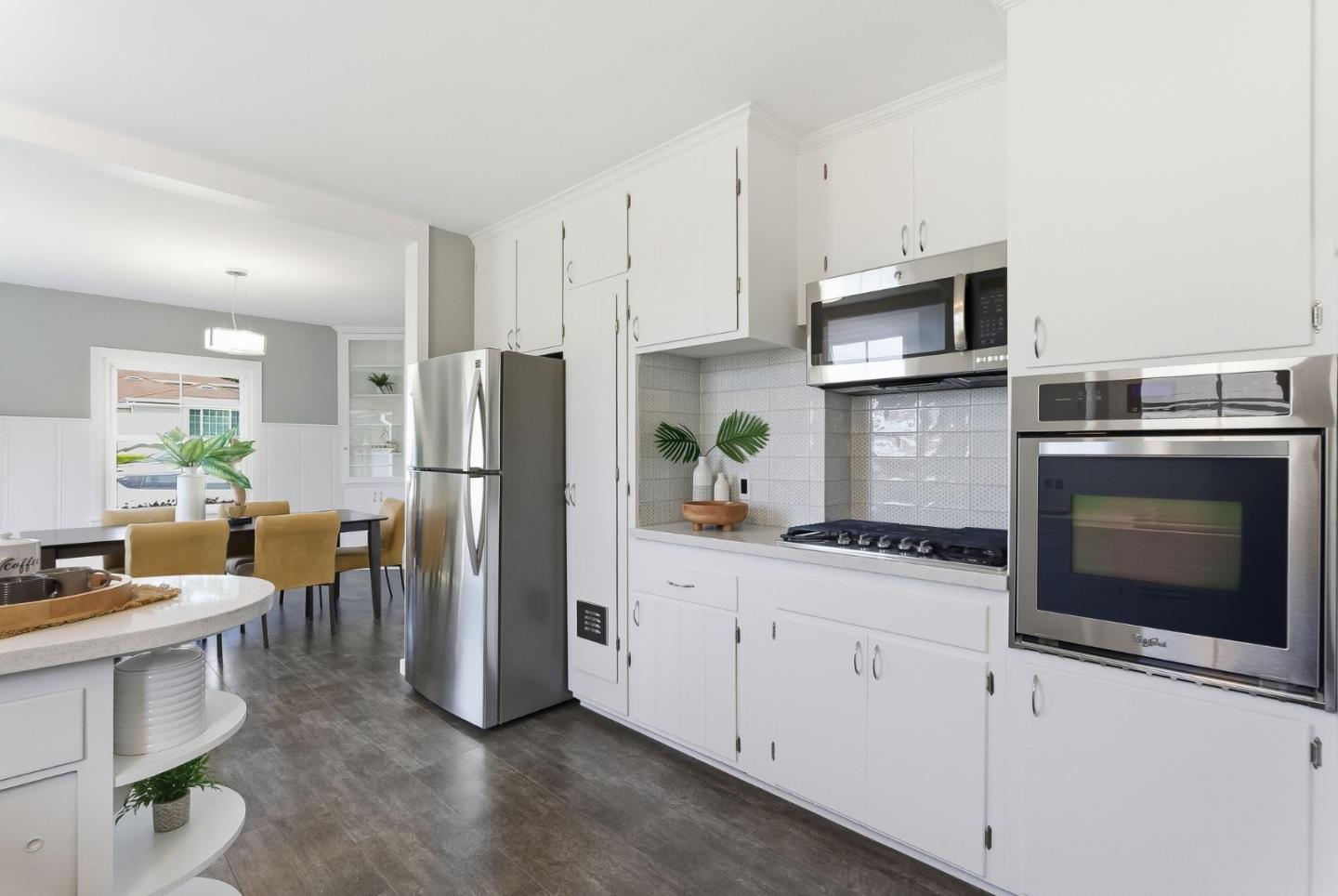 Detail Gallery Image 9 of 33 For 101 Edgeworth Ave, Daly City,  CA 94015 - 3 Beds | 2 Baths