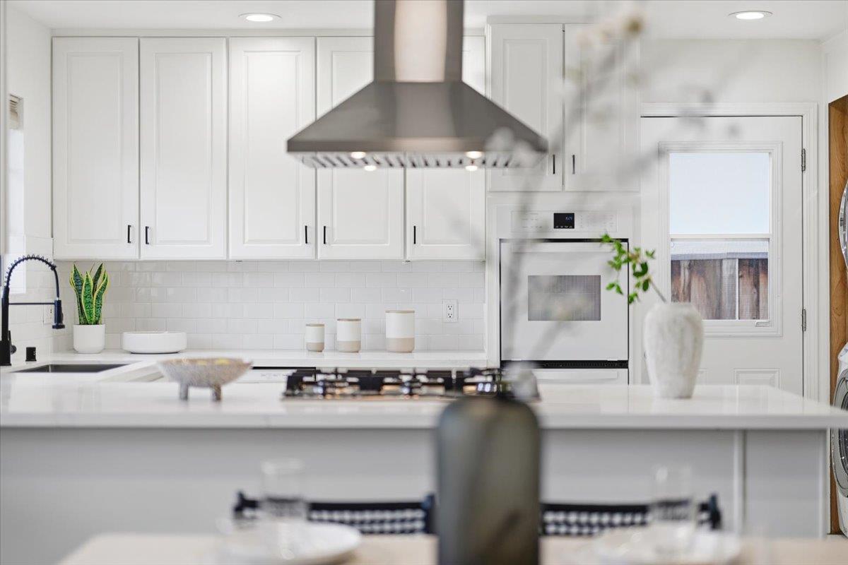 Detail Gallery Image 11 of 50 For 4295 Jan Way, San Jose,  CA 95124 - 3 Beds | 2 Baths