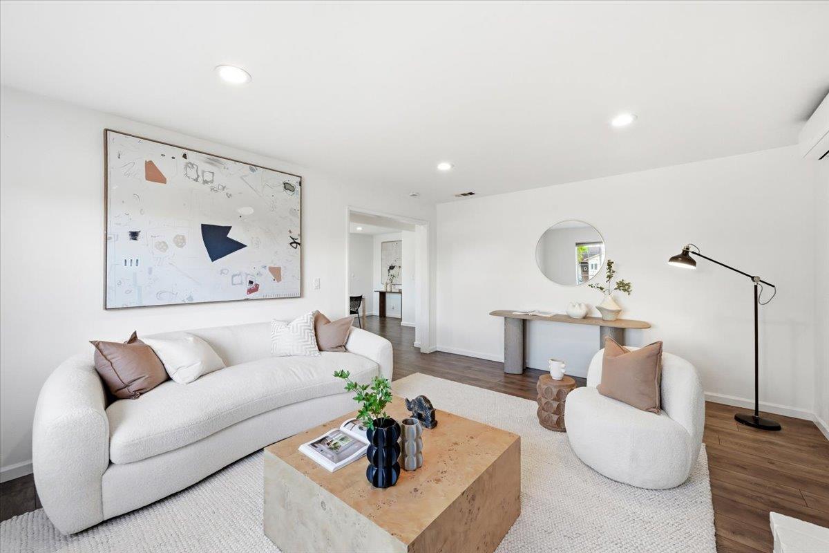 Detail Gallery Image 8 of 50 For 4295 Jan Way, San Jose,  CA 95124 - 3 Beds | 2 Baths