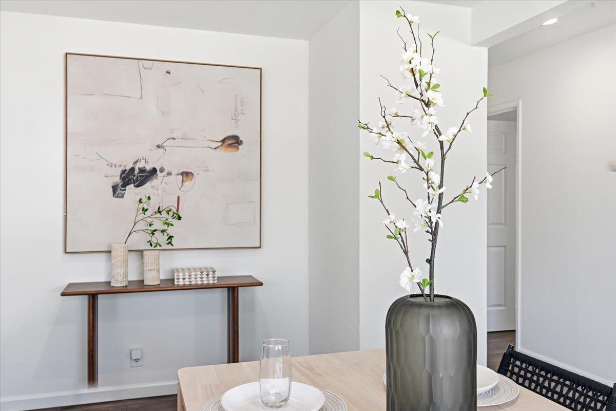 Detail Gallery Image 9 of 50 For 4295 Jan Way, San Jose,  CA 95124 - 3 Beds | 2 Baths