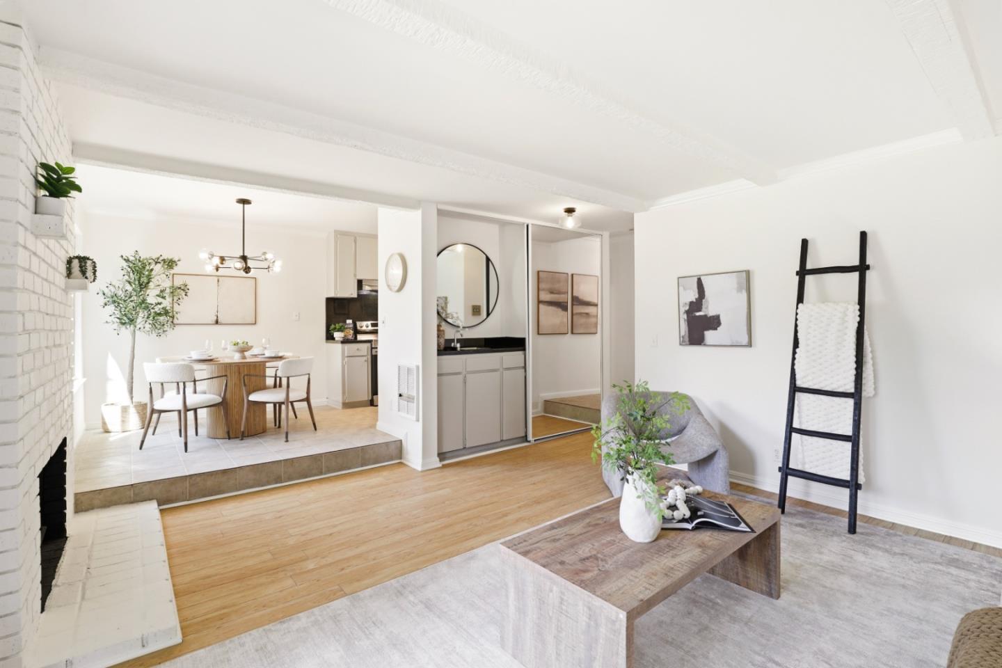 Photo #4: ML82043539 Listing: Photo #4