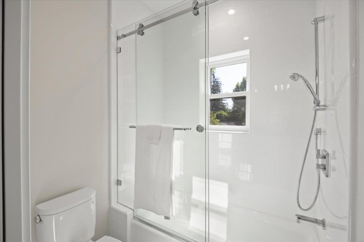 Detail Gallery Image 45 of 82 For 1004 Franquette Ave, San Jose,  CA 95125 - 6 Beds | 4/2 Baths