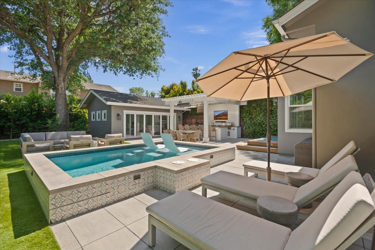 Detail Gallery Image 59 of 82 For 1004 Franquette Ave, San Jose,  CA 95125 - 6 Beds | 4/2 Baths