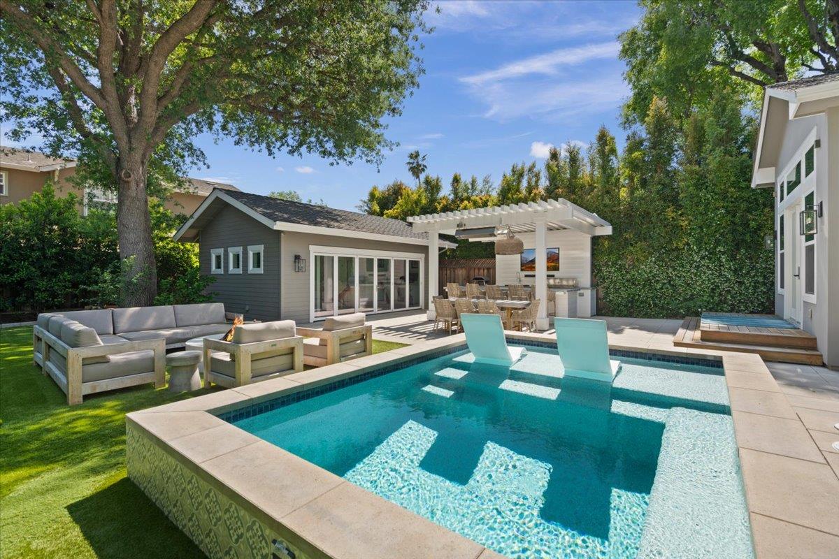 Detail Gallery Image 60 of 82 For 1004 Franquette Ave, San Jose,  CA 95125 - 6 Beds | 4/2 Baths