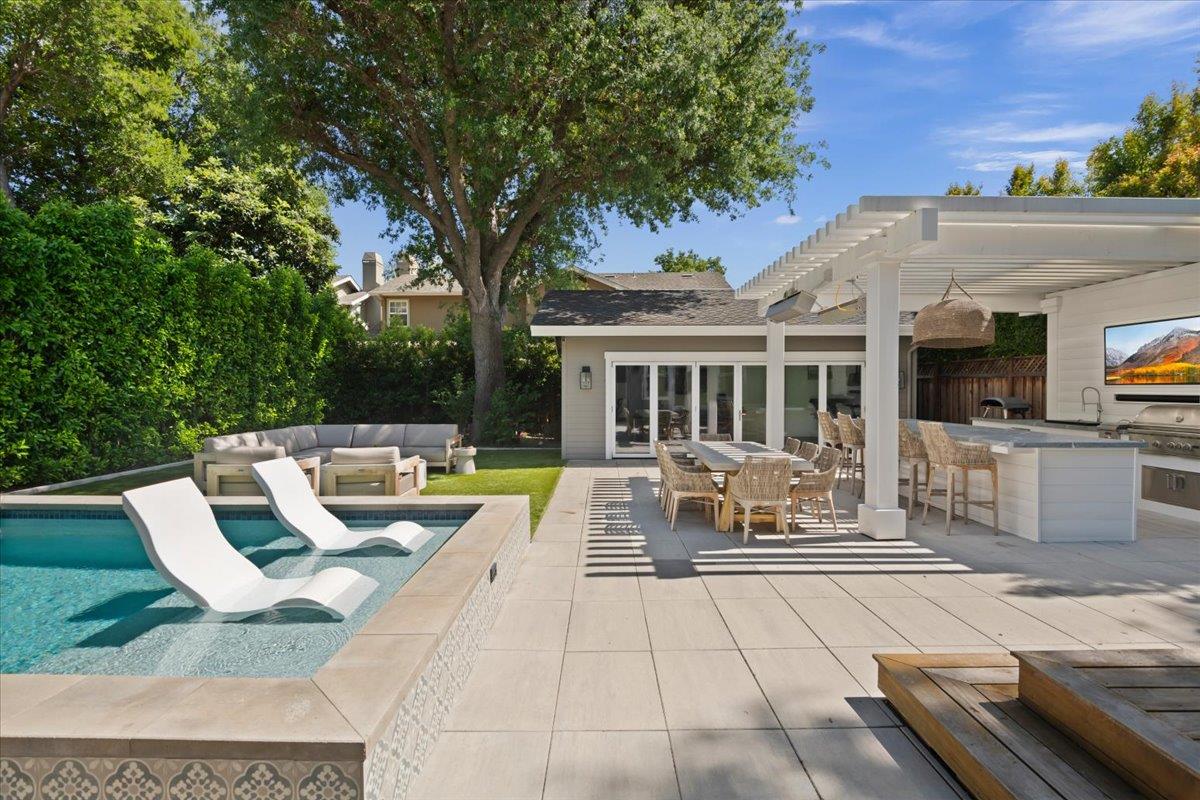 Detail Gallery Image 63 of 82 For 1004 Franquette Ave, San Jose,  CA 95125 - 6 Beds | 4/2 Baths