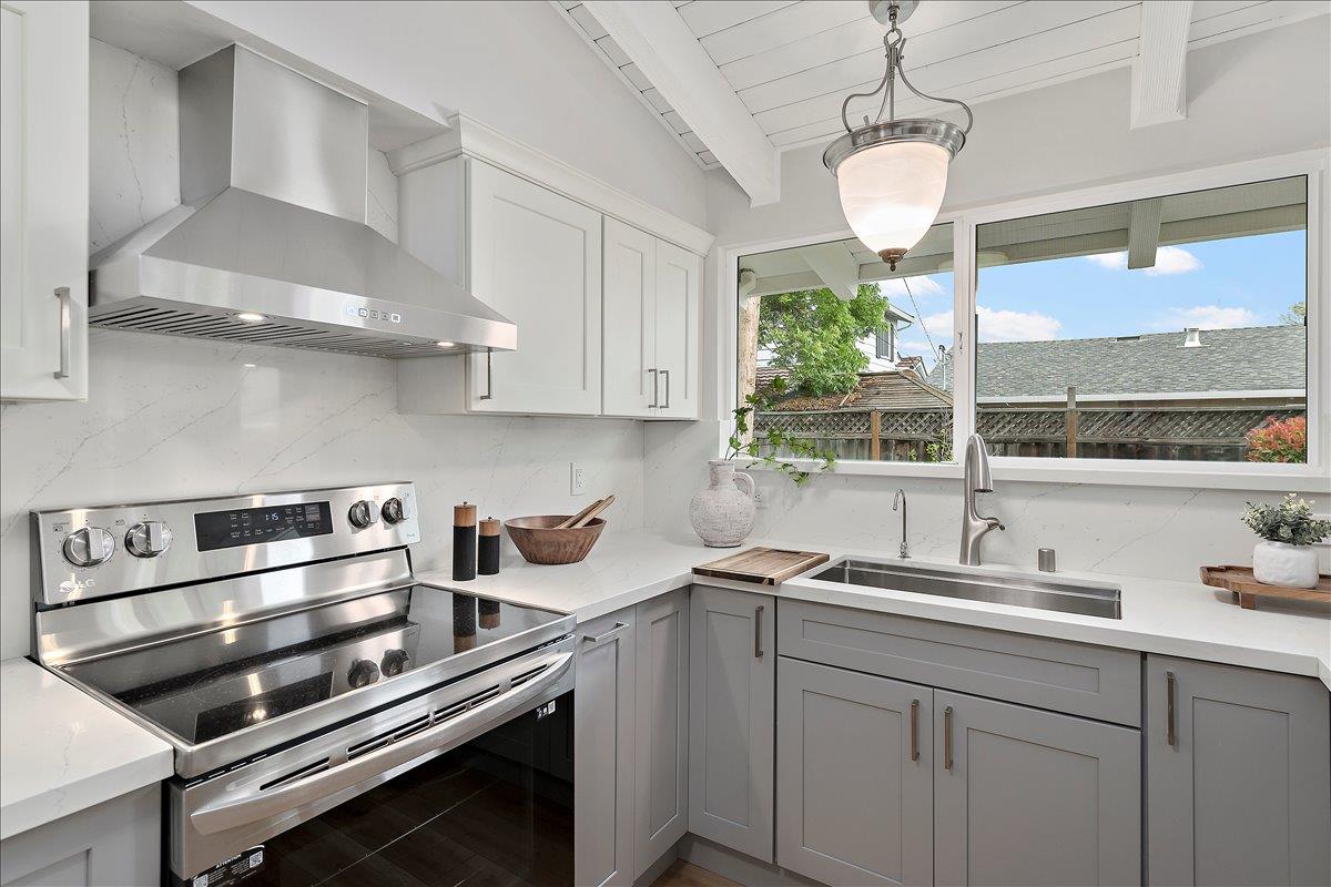 Detail Gallery Image 15 of 27 For 2473 Brannan Pl, Santa Clara,  CA 95050 - 3 Beds | 2 Baths