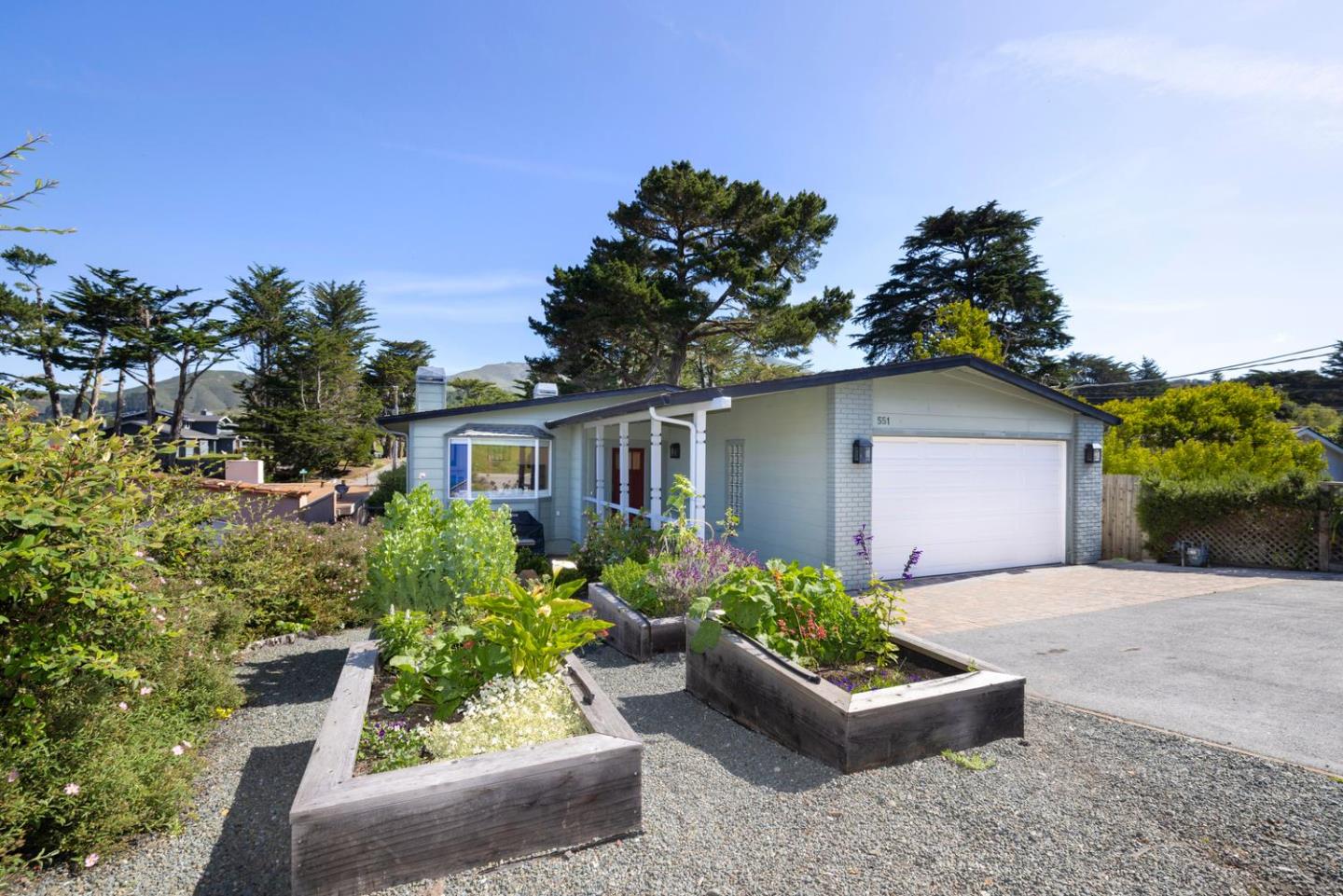 551 4th Street, Montara, CA, 94037