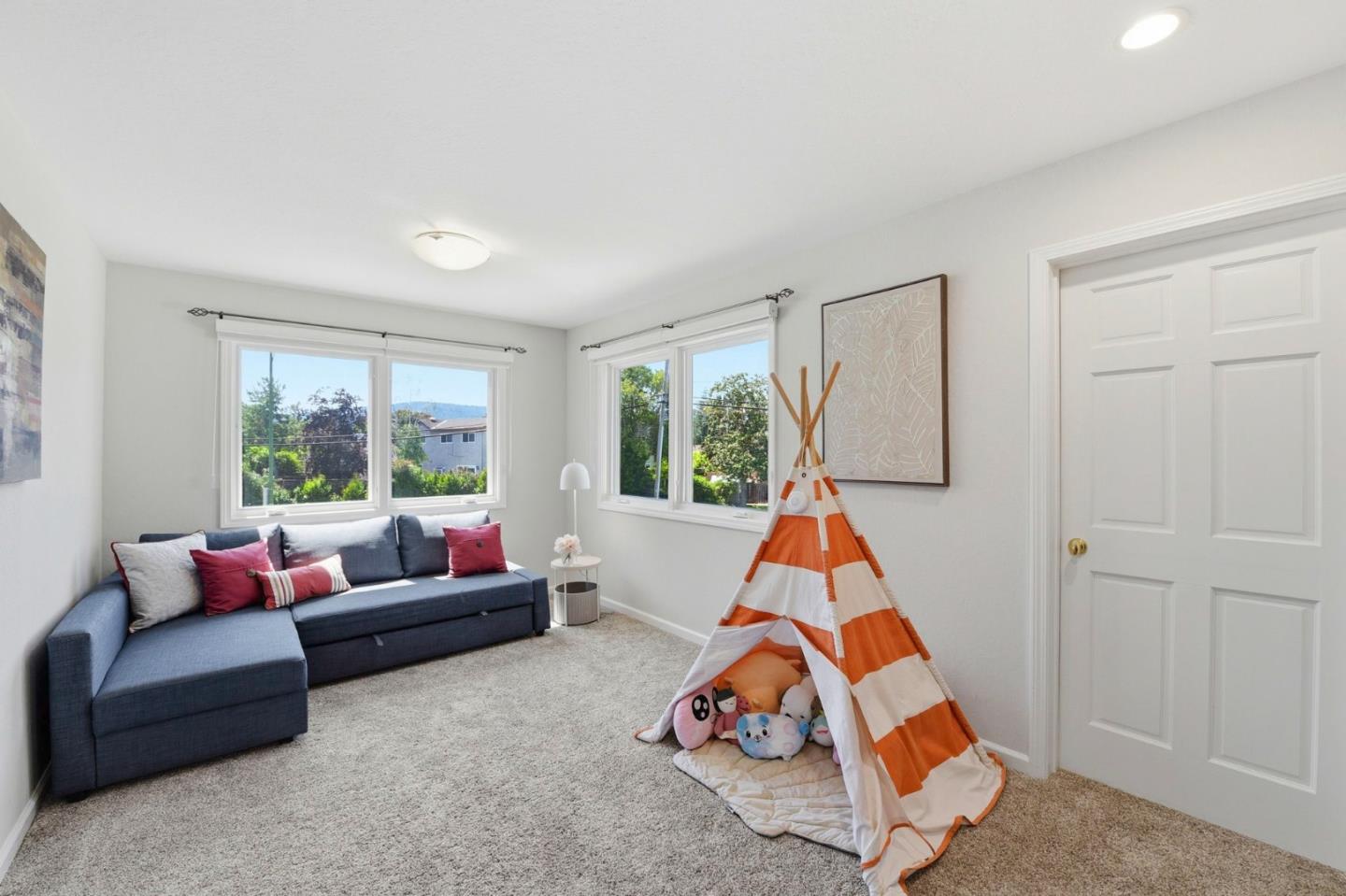 Detail Gallery Image 22 of 44 For 2465 Fenian Dr, Campbell,  CA 95008 - 4 Beds | 2/1 Baths