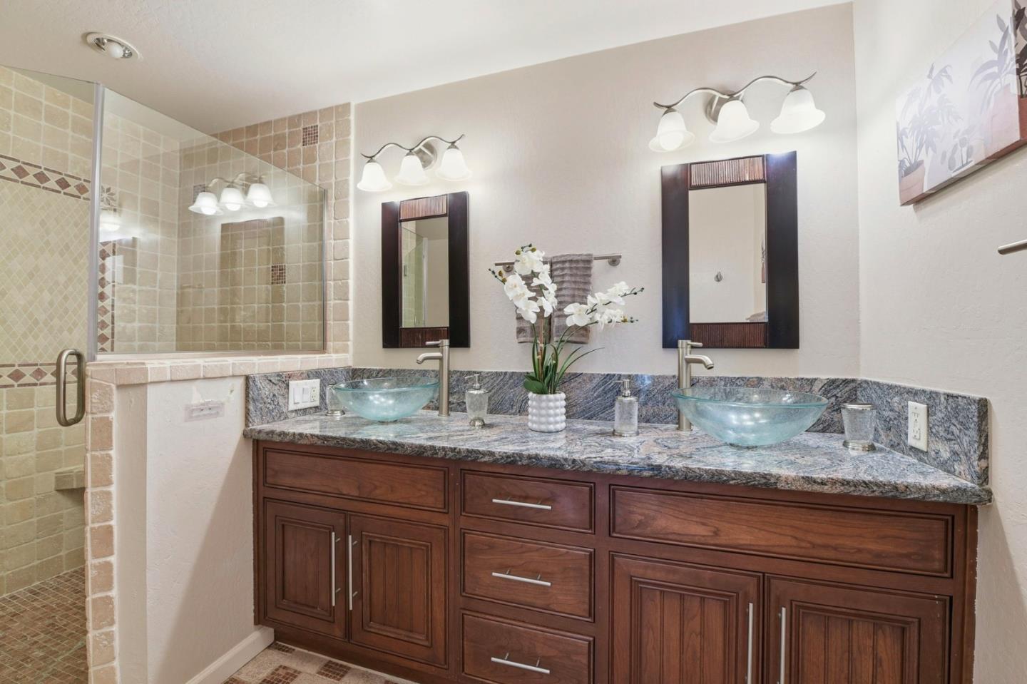 Detail Gallery Image 32 of 44 For 2465 Fenian Dr, Campbell,  CA 95008 - 4 Beds | 2/1 Baths