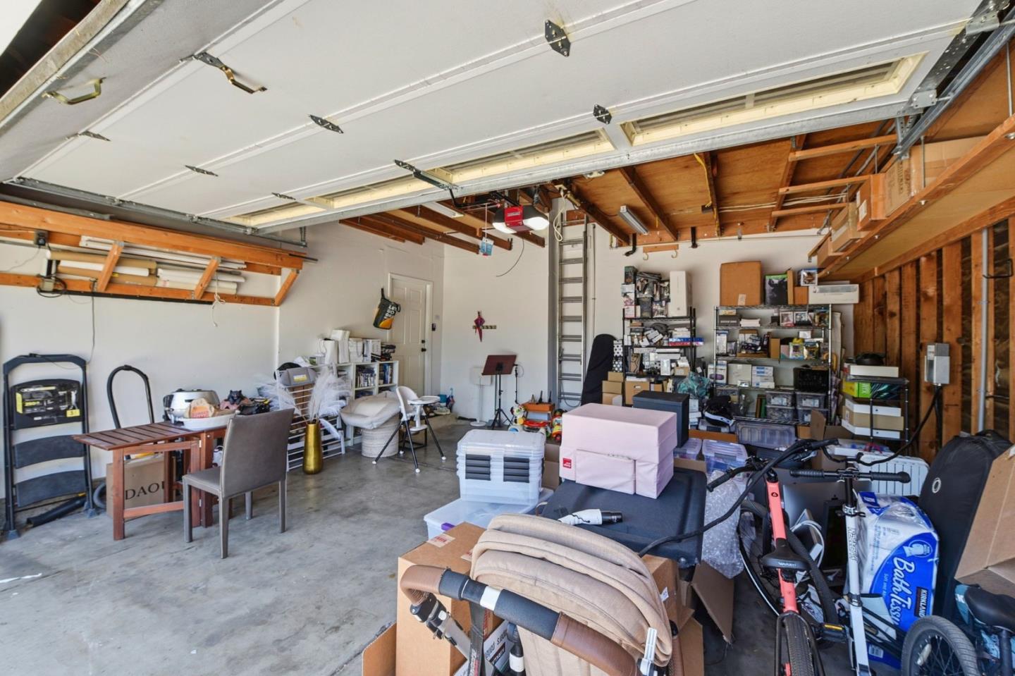 Detail Gallery Image 37 of 44 For 2465 Fenian Dr, Campbell,  CA 95008 - 4 Beds | 2/1 Baths