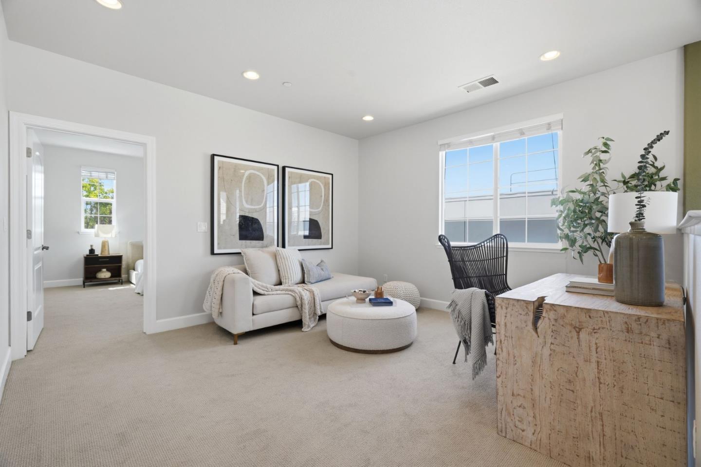 Detail Gallery Image 10 of 27 For 320 Gerald Cir, Milpitas,  CA 95035 - 3 Beds | 2/1 Baths