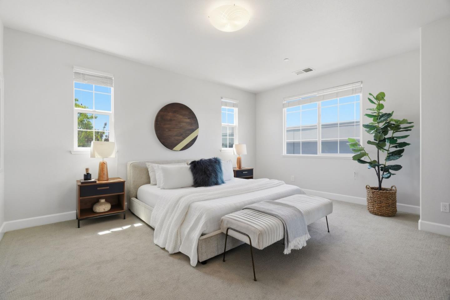 Detail Gallery Image 12 of 27 For 320 Gerald Cir, Milpitas,  CA 95035 - 3 Beds | 2/1 Baths