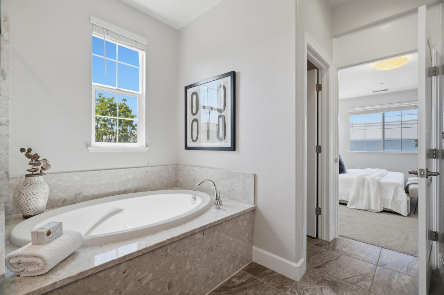 Detail Gallery Image 15 of 27 For 320 Gerald Cir, Milpitas,  CA 95035 - 3 Beds | 2/1 Baths