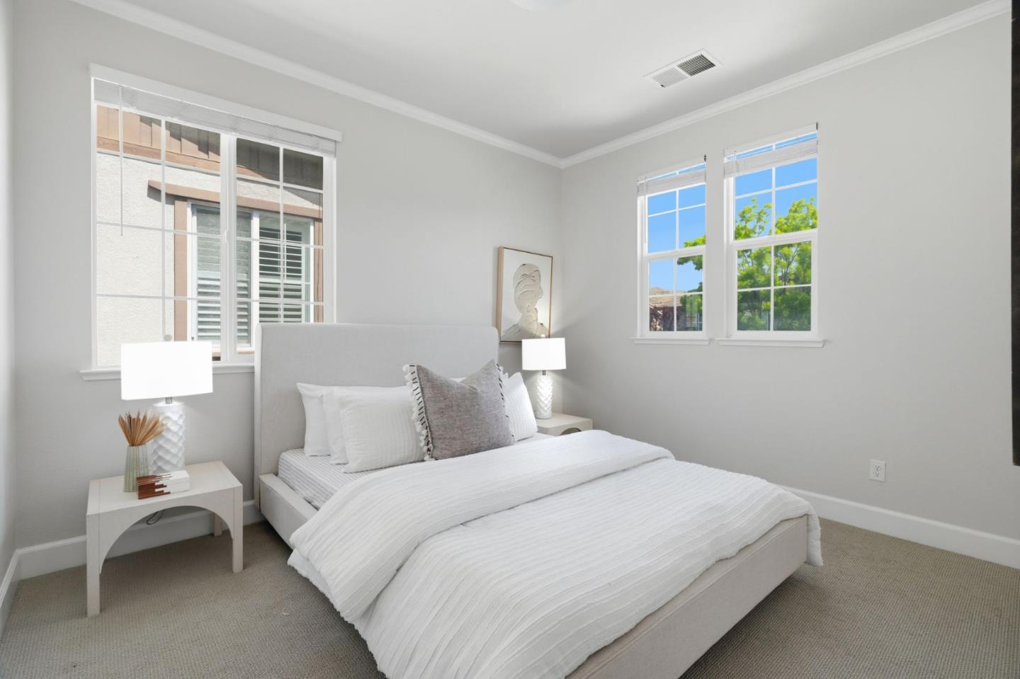 Detail Gallery Image 16 of 27 For 320 Gerald Cir, Milpitas,  CA 95035 - 3 Beds | 2/1 Baths