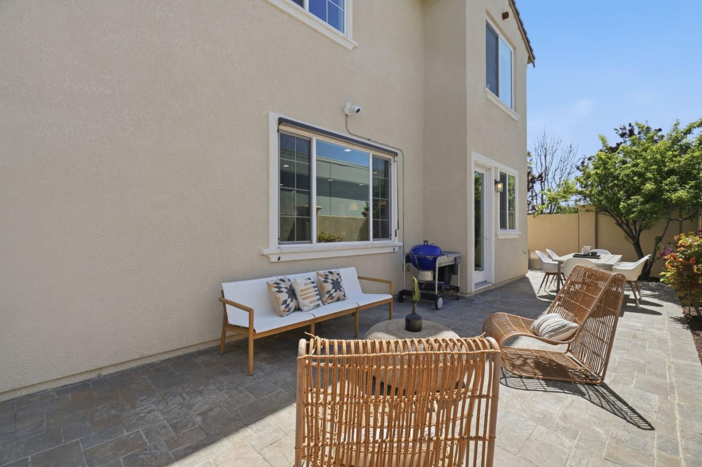 Detail Gallery Image 20 of 27 For 320 Gerald Cir, Milpitas,  CA 95035 - 3 Beds | 2/1 Baths